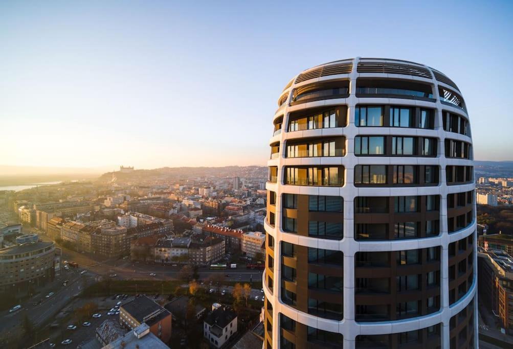 Sky-Park Flat&Parking Lejlighed Bratislava Eksteriør billede